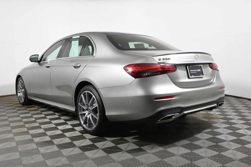 Thumbnail: 2022 Mercedes-Benz E-Class - 5