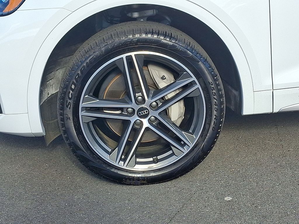 Thumbnail: 2024 Audi Q5 - 8