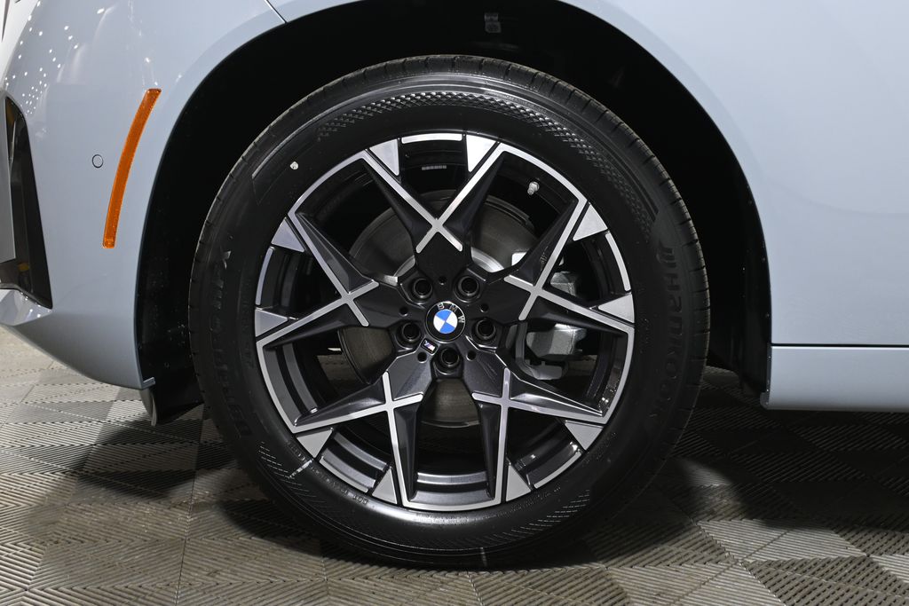 Thumbnail: 2026 BMW X3 - 12