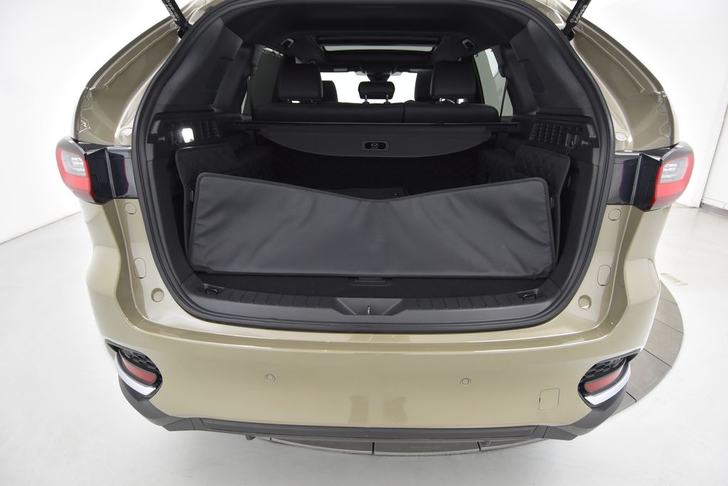 2025 Mazda CX-70 PHEV Premium Plus photo