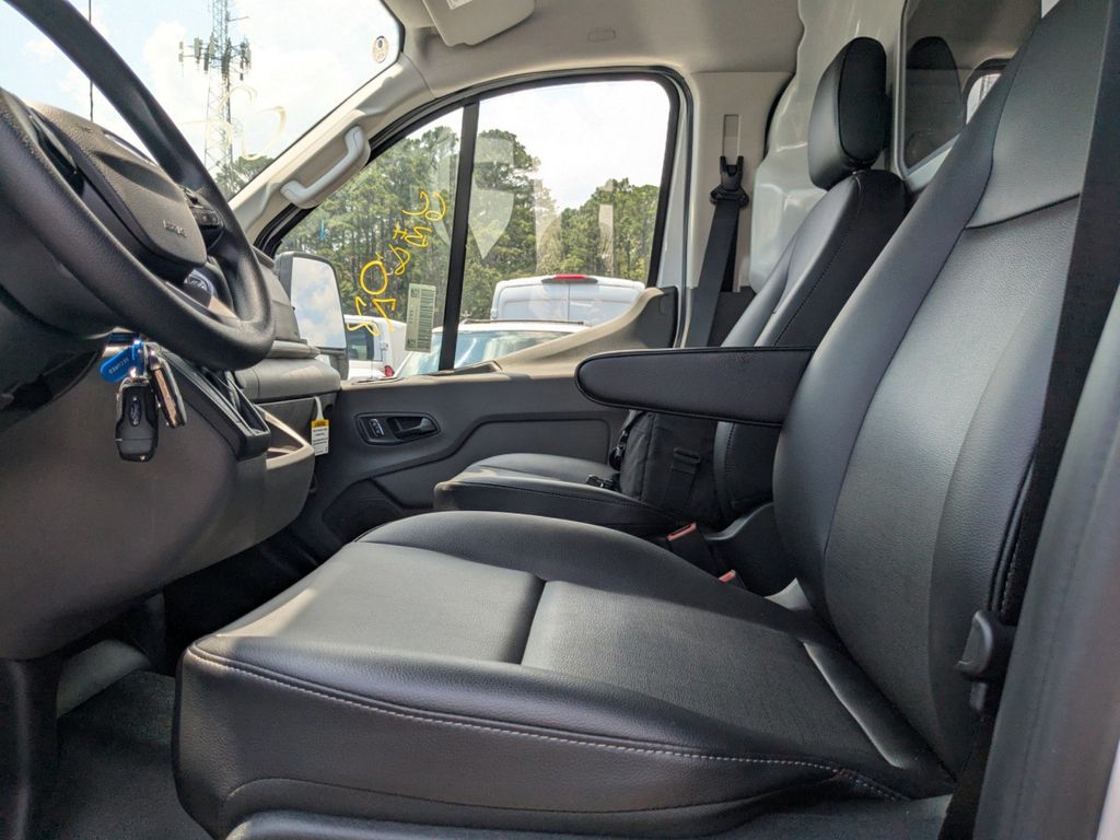 2025 Ford Transit 150
