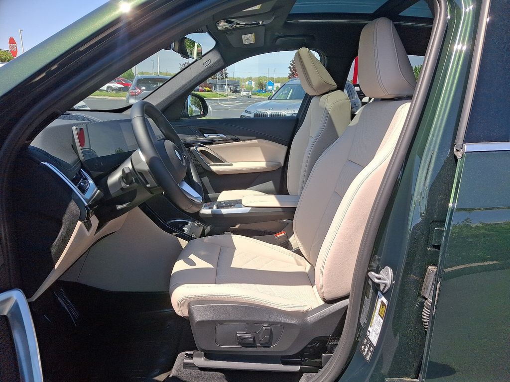 2025 BMW X1 xDrive28i 6
