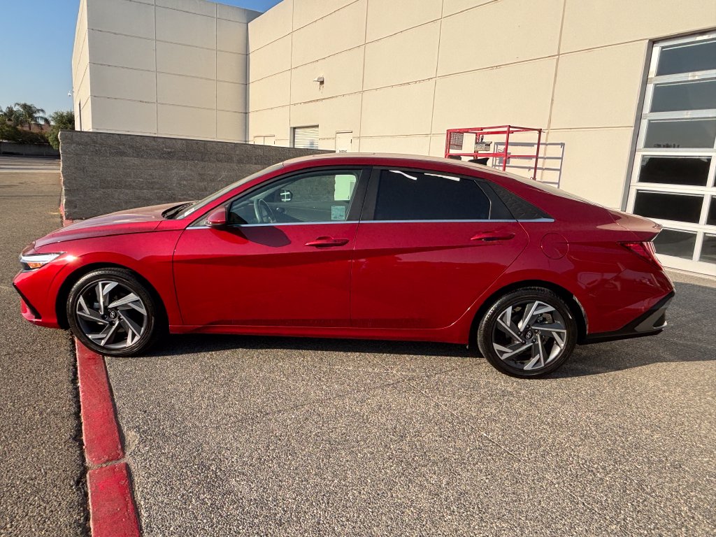 Thumbnail: 2025 Hyundai Elantra - 8