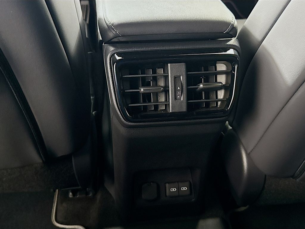 2023 Lexus NX Hybrid 450h+ F Sport 26