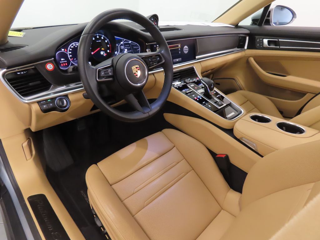 Thumbnail: 2023 Porsche Panamera - 4