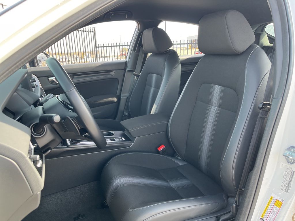 Thumbnail: 2024 Honda Civic - 24