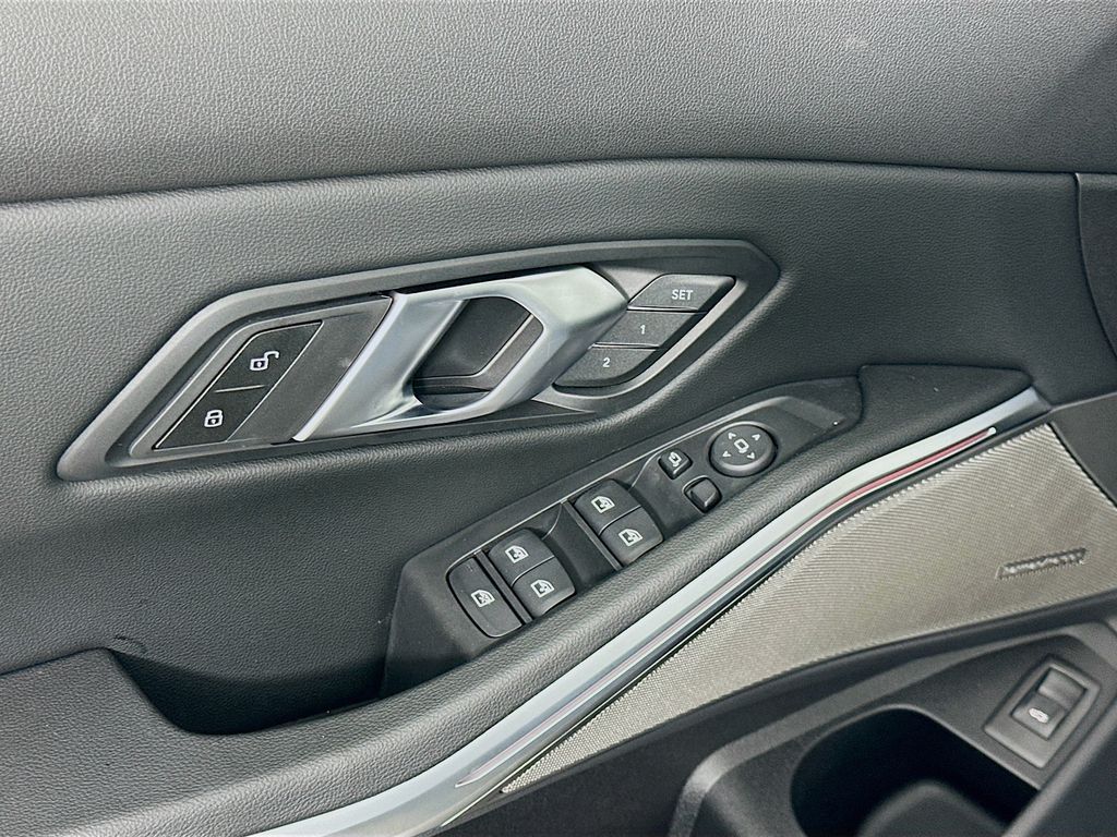 Thumbnail: 2026 BMW 3 Series - 20