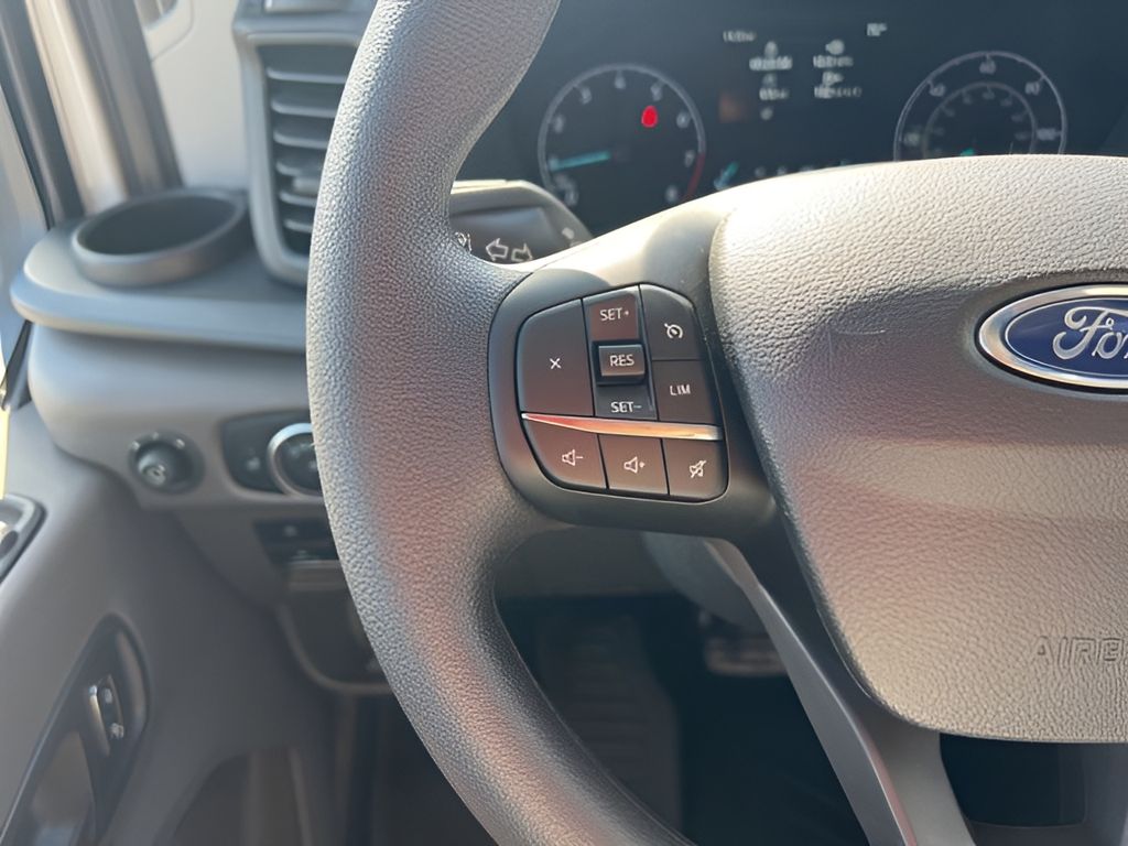 2025 Ford Transit-350