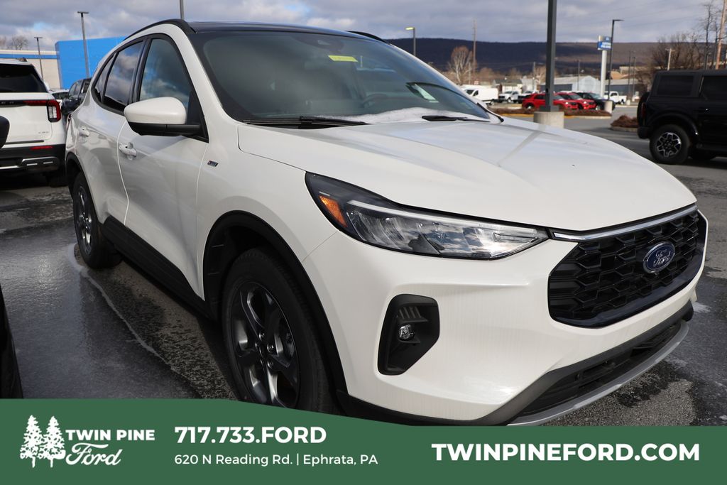 2025 Ford Escape Hybrid ST-Line Select AWD