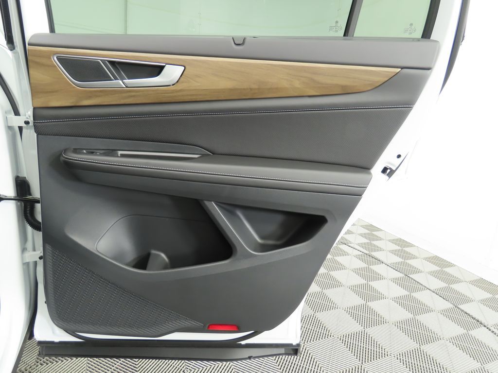 Thumbnail: 2026 Volkswagen Atlas - 27