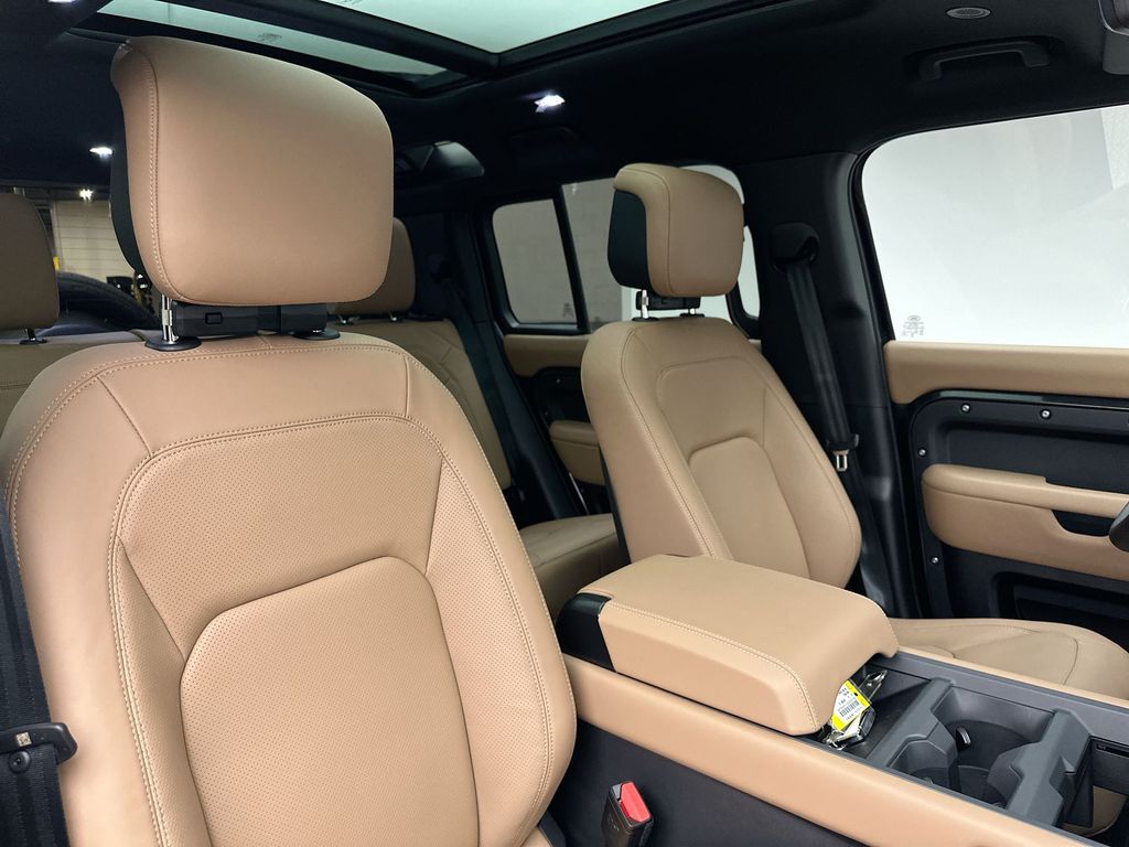 Thumbnail: 2026 Land Rover Defender - 6