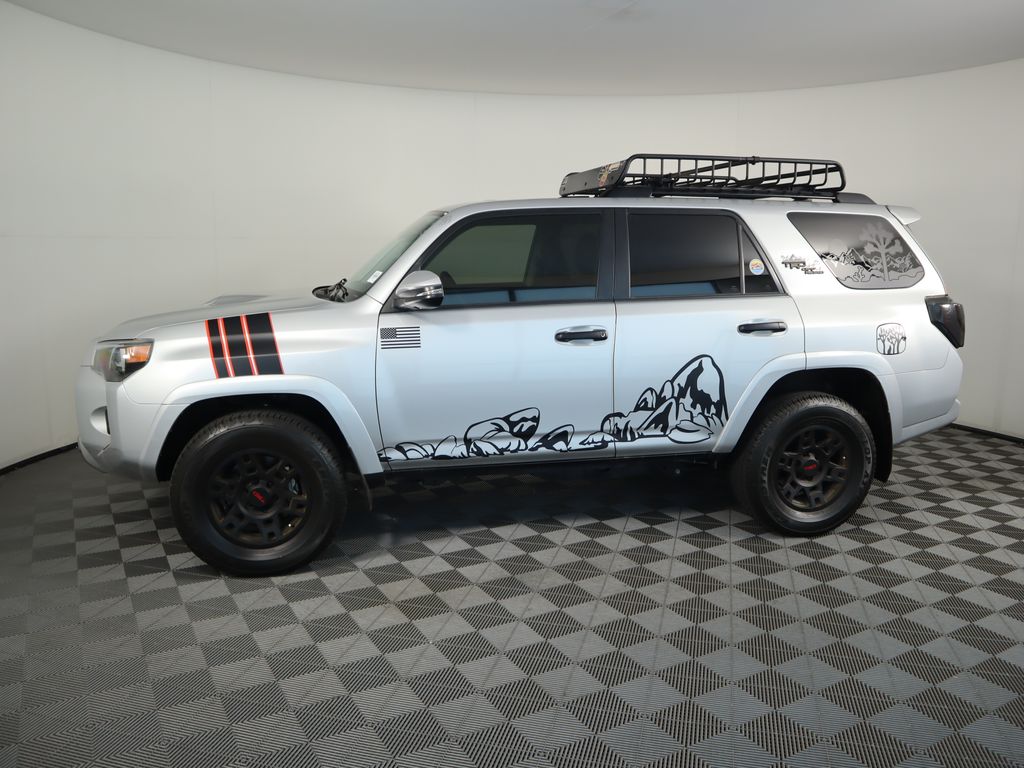 Thumbnail: 2023 Toyota 4Runner - 8