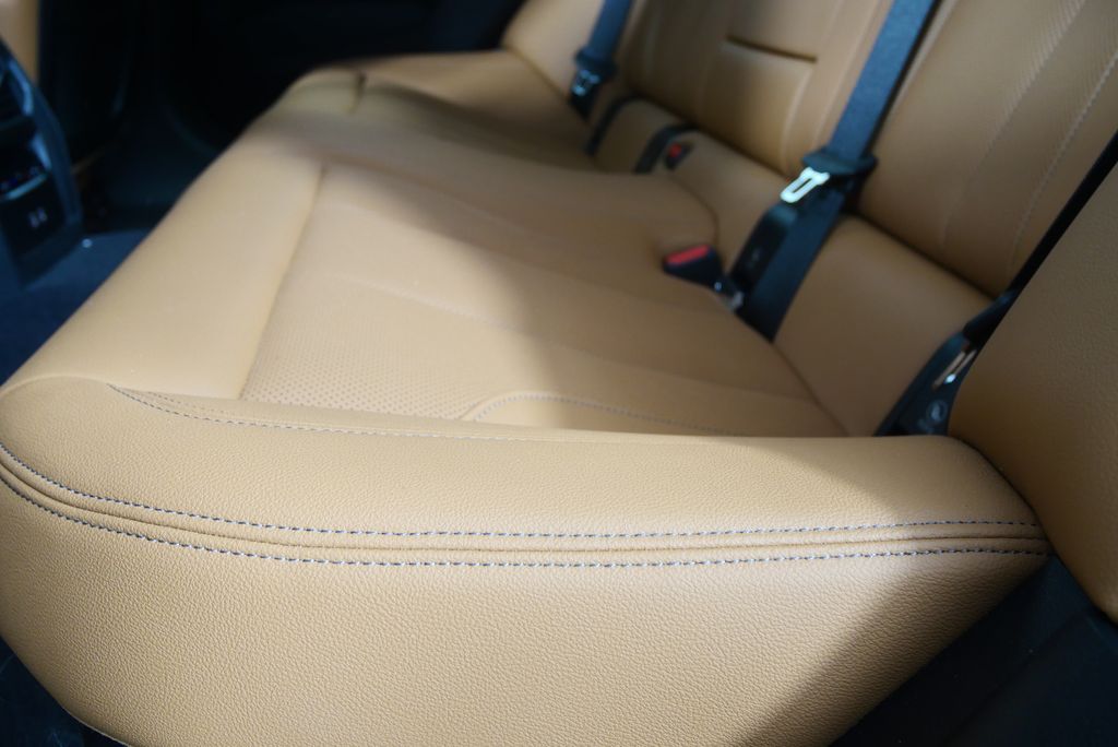 Thumbnail: 2023 BMW i4 - 14