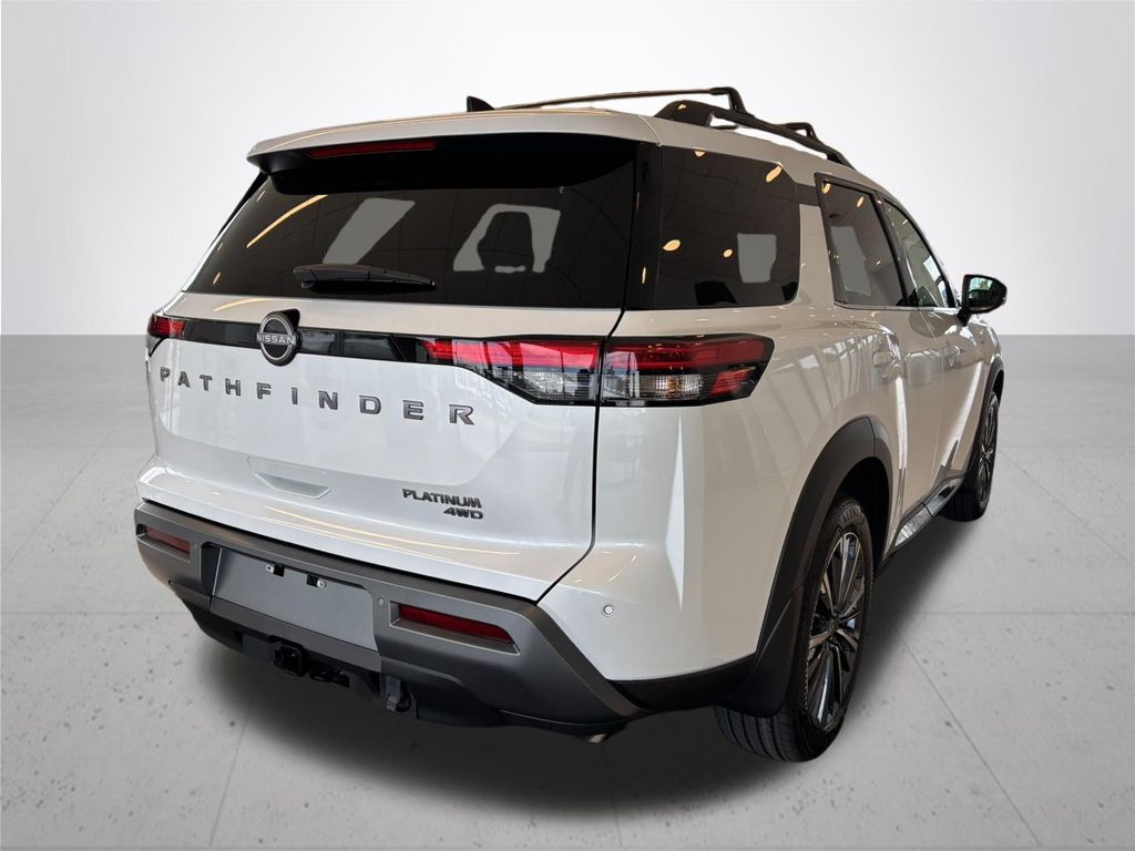 2026 Nissan Pathfinder Platinum