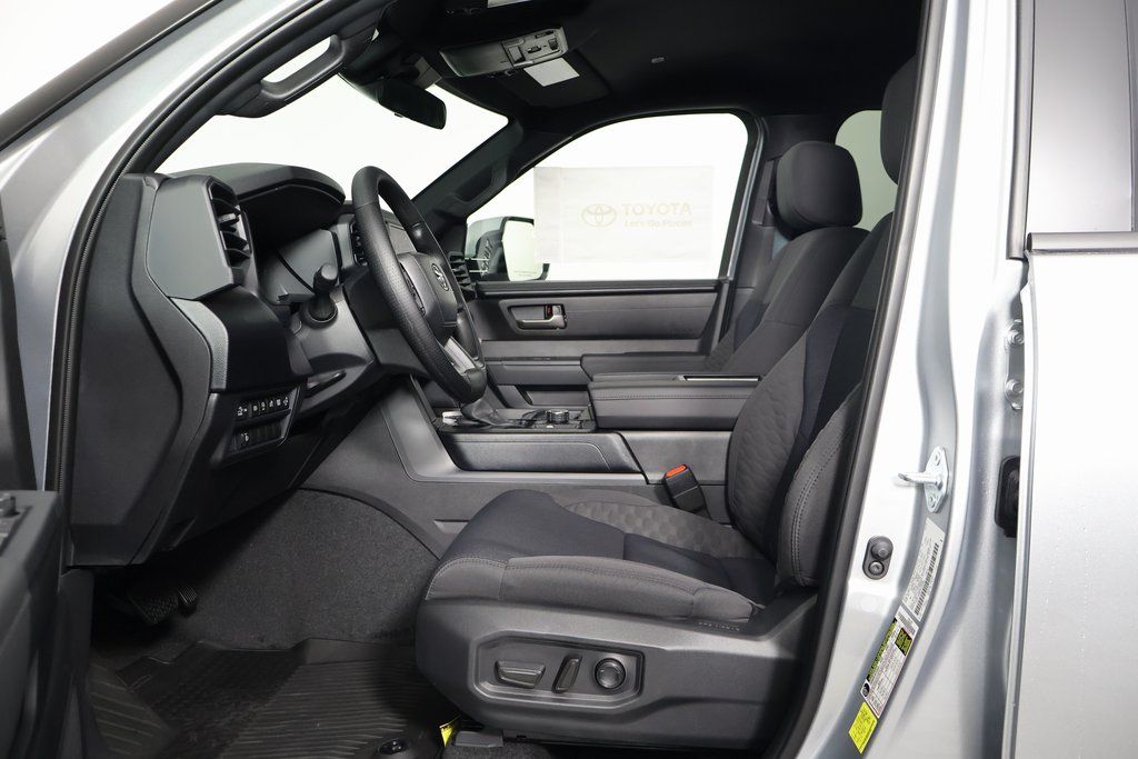 2025 Toyota Tundra SR5 5