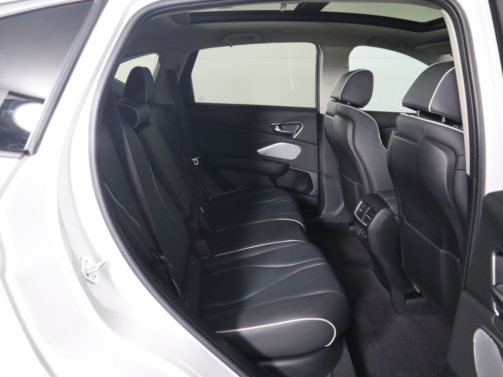 Thumbnail: 2023 Acura RDX - 23