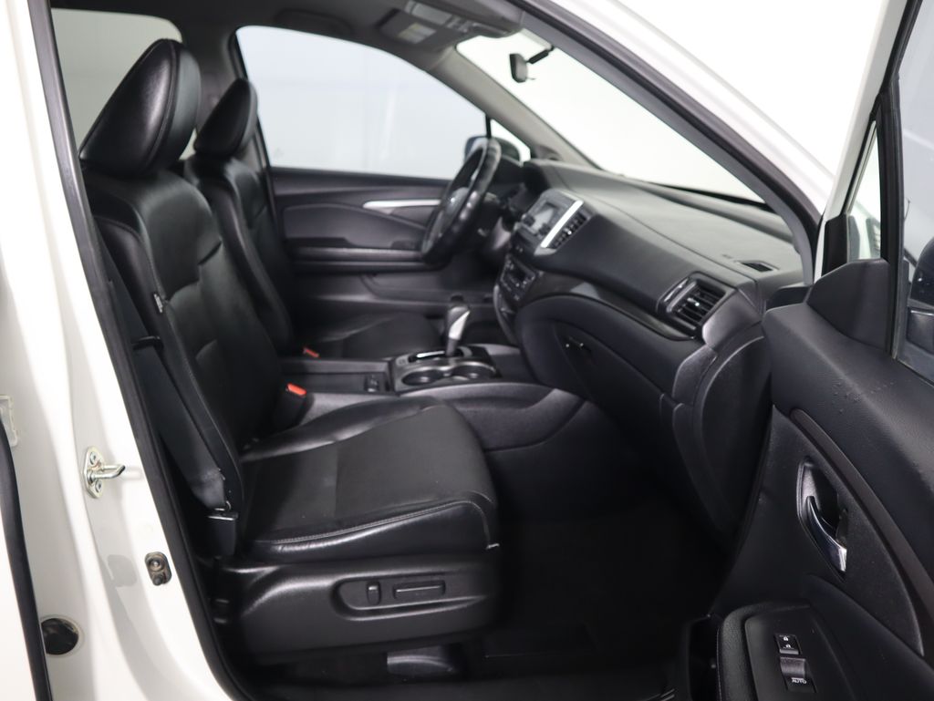 Thumbnail: 2018 Honda Ridgeline - 20