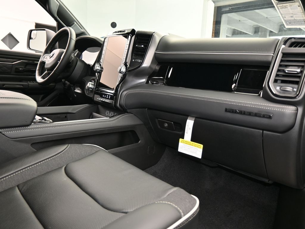 New 2026 Diamond Black Crystal Pearlcoat Ram Limited image 41