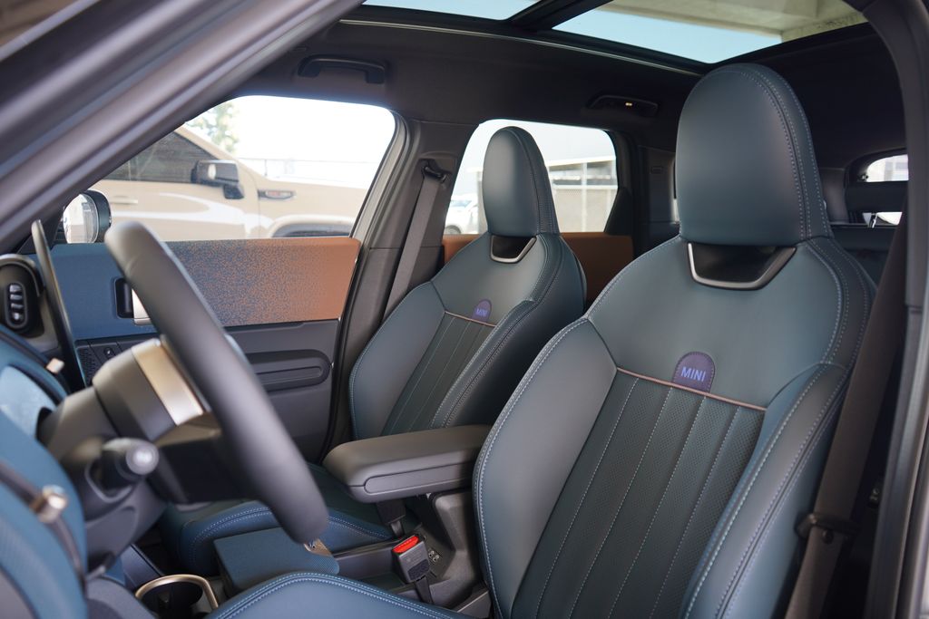 2025 MINI Cooper Countryman Signature 9