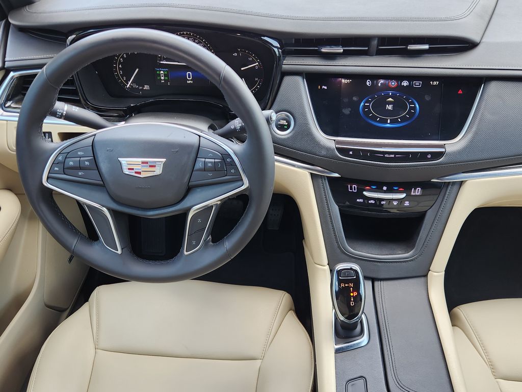 2018 Cadillac XT5 Base Silver at DeMontrond Ford