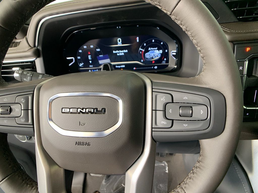 2024 GMC Yukon Denali 19