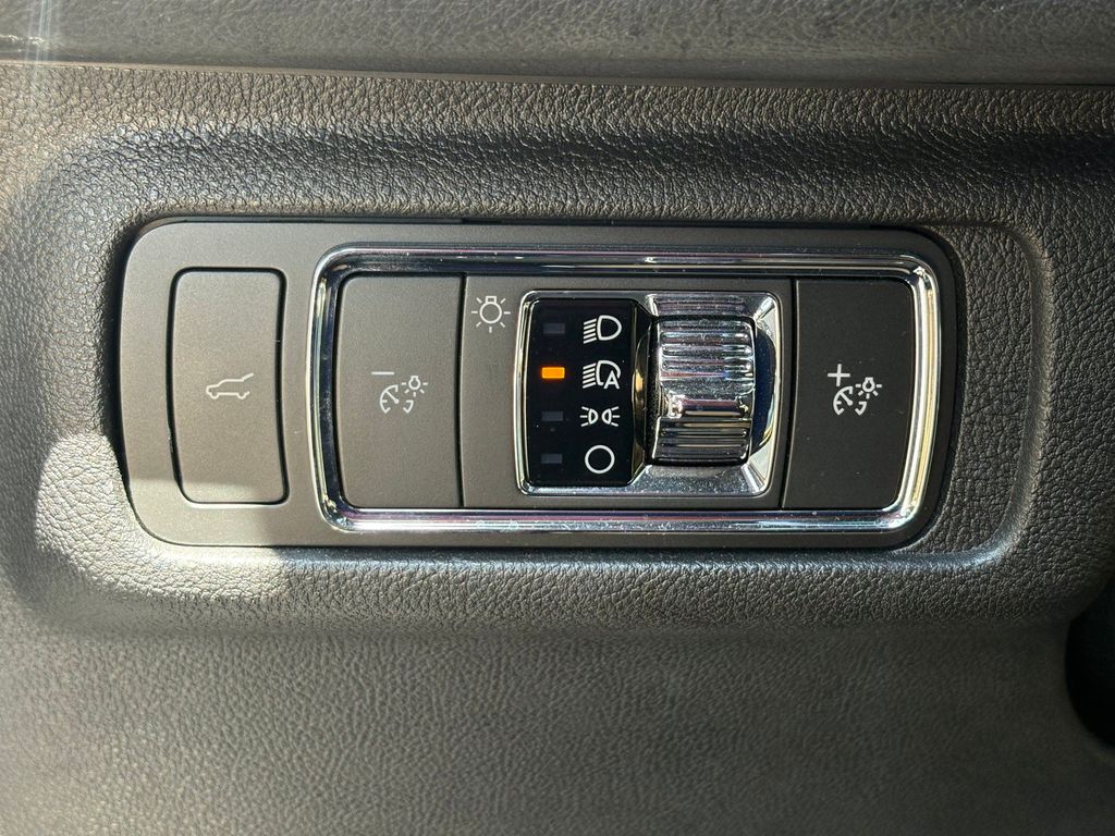 2022 Lincoln Corsair Reserve Gray at Bayshore Chrysler Jeep Dodge Ram