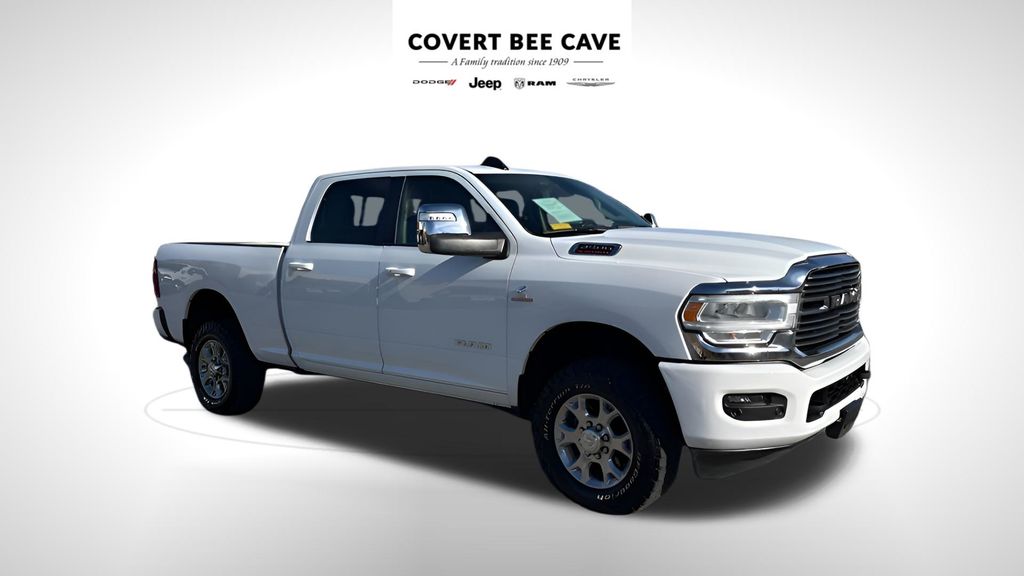 Bright White Clearcoat 2024 RAM 2500 Laramie Crew Cab 4WD Pickup Truck Four-Wheel Drive 6-Speed Automatic