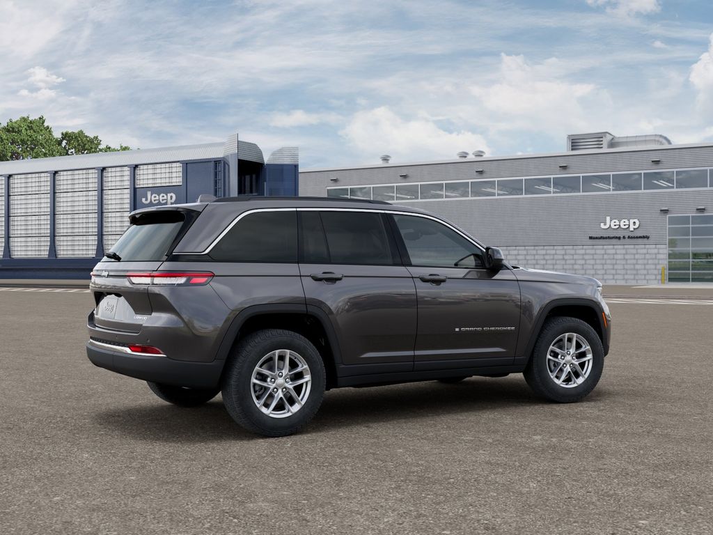 New 2026 Gray Jeep Laredo image 4