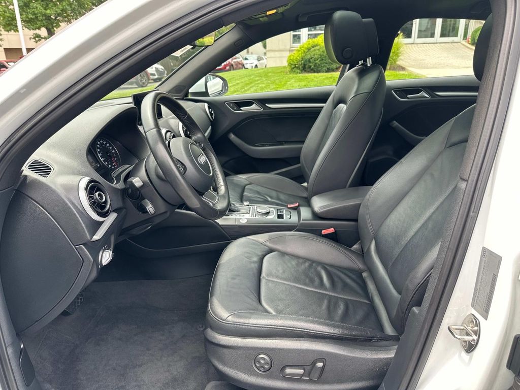 Thumbnail: 2016 Audi A3 - 16