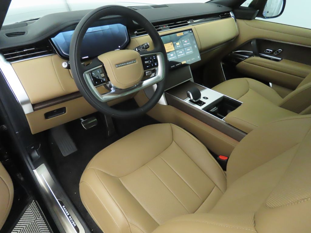 Thumbnail: 2025 Land Rover Range Rover - 10