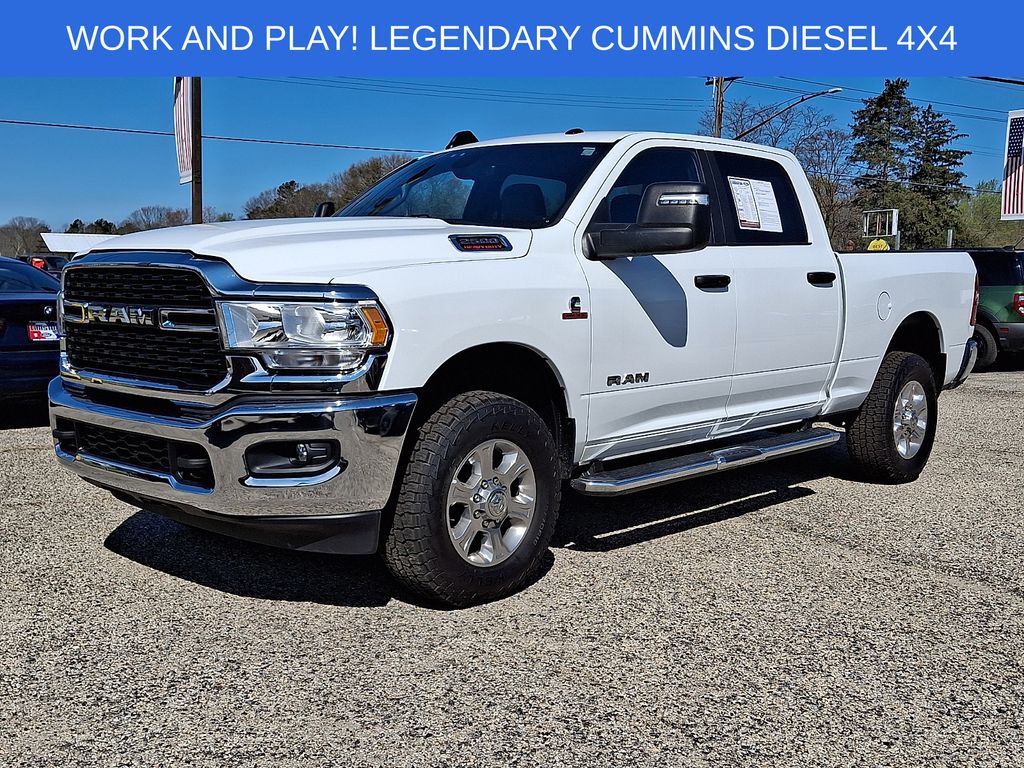 Bright White Clearcoat 2024 RAM 2500 Big Horn Crew Cab 4WD Pickup Truck Four-Wheel Drive 6-Speed Automatic
