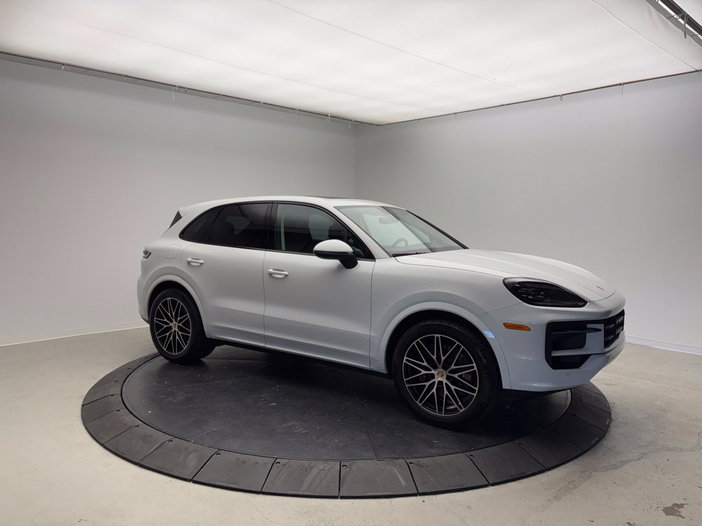 Thumbnail: 2024 Porsche Cayenne - 7