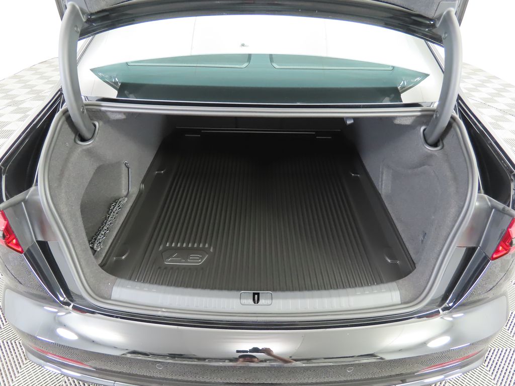 Thumbnail: 2025 Audi A6 - 28