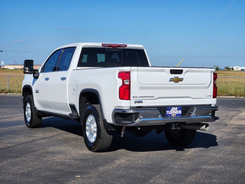 2024 Chevrolet Silverado 2500HD LTZ 6