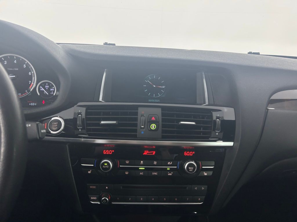 Thumbnail: 2018 BMW X4 - 13