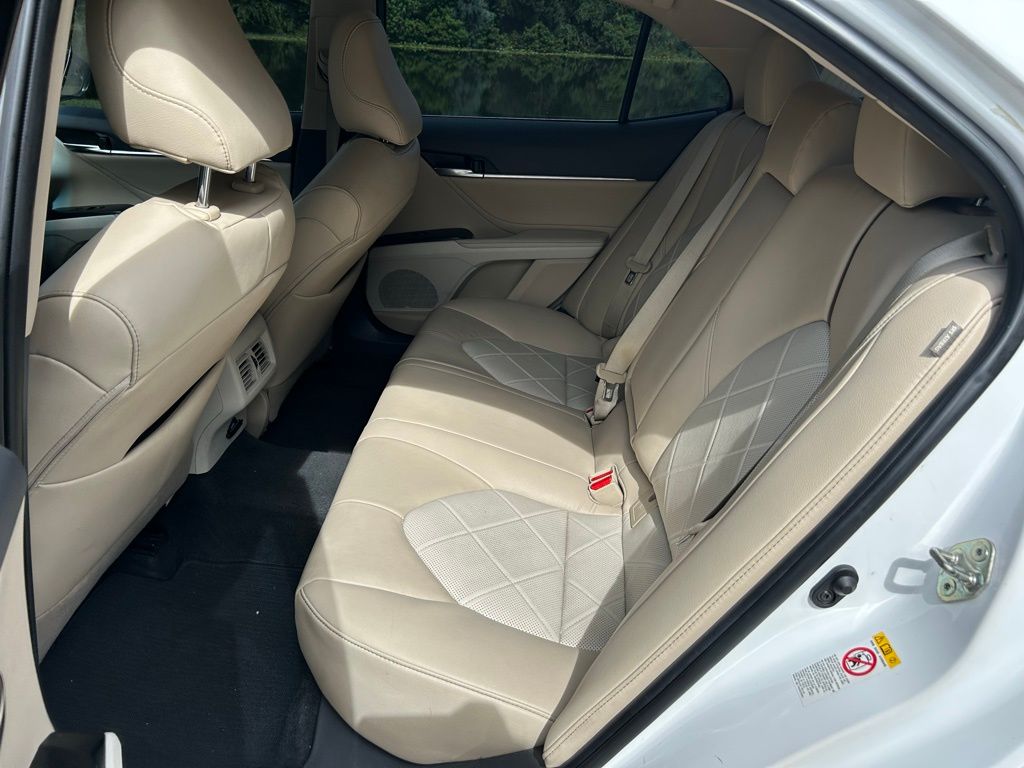Thumbnail: 2018 Toyota Camry - 13