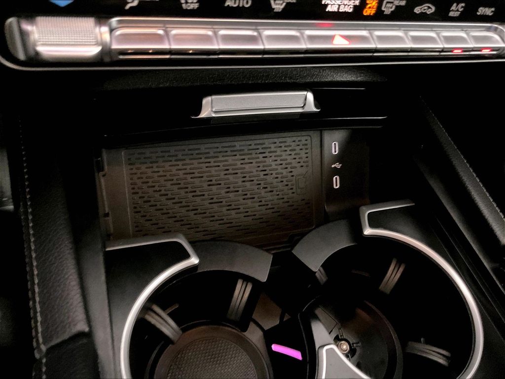 2025 Mercedes-Benz GLE — photo 27
