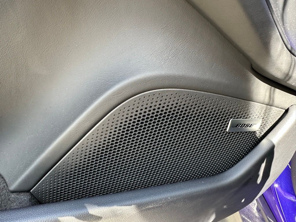 Thumbnail: 2025 Porsche Taycan - 21