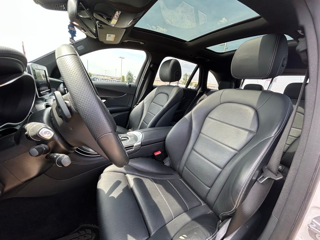 2018 Mercedes-Benz GLC 300 5