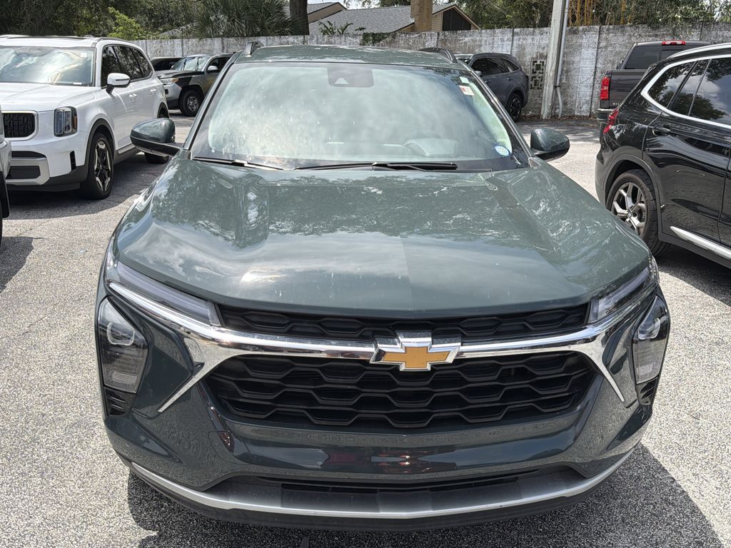 used 2025 Chevrolet Trax car, priced at $19,391