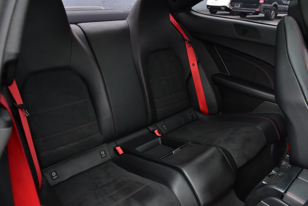 2014 Mercedes-Benz C-Class C 250 28