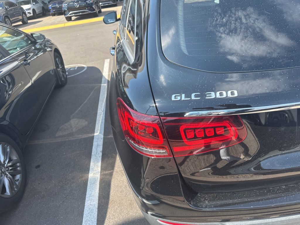 Thumbnail: 2022 Mercedes-Benz GLC - 5