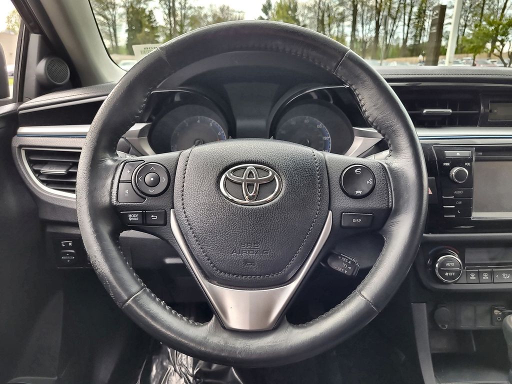 2014 Toyota Corolla S 13