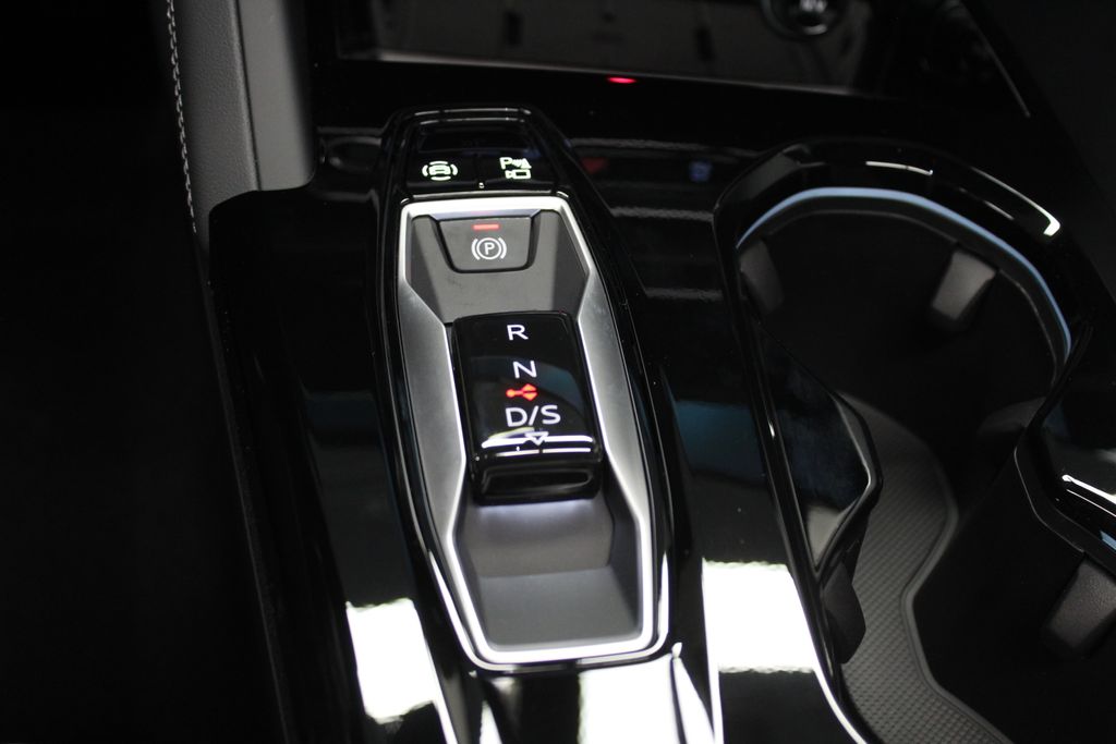 Thumbnail: 2026 Audi Q5 - 16
