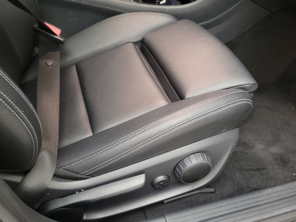 Thumbnail: 2016 Mercedes-Benz CLA - 13