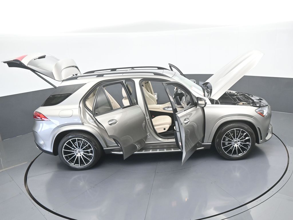 Used 2022 Gold Mercedes-Benz GLE 350 image 72