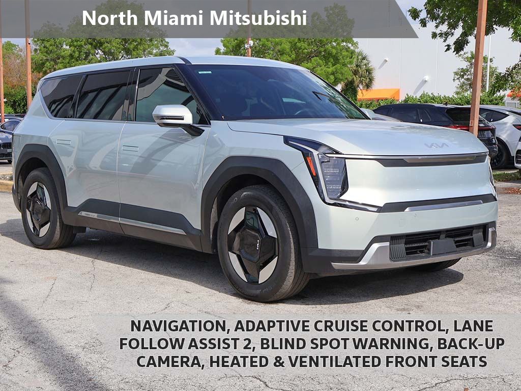 White (Ivory Silver) 2024 Kia EV9 Light Long Range RWD SUV / Crossover Rear-Wheel Drive 1-Speed Automatic