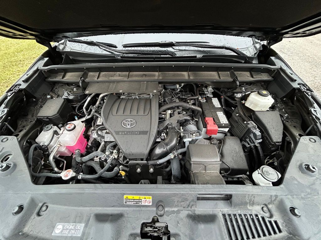 Thumbnail: 2024 Toyota Highlander - 11