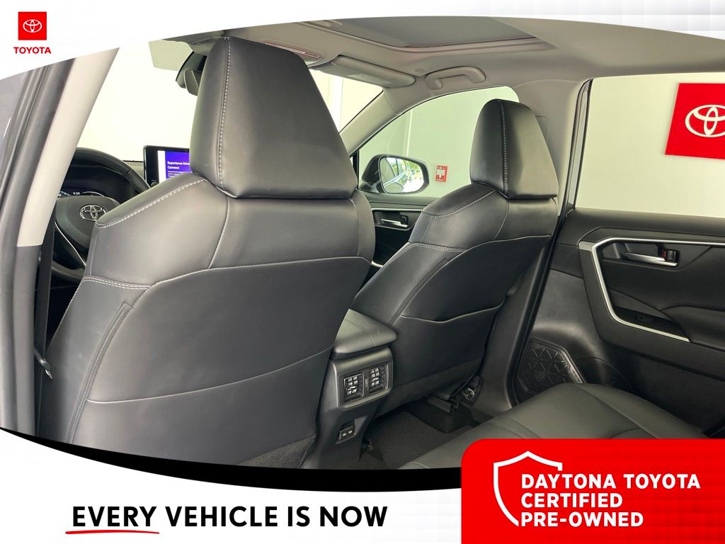 2024 Toyota RAV4 XLE Premium - Photo 31