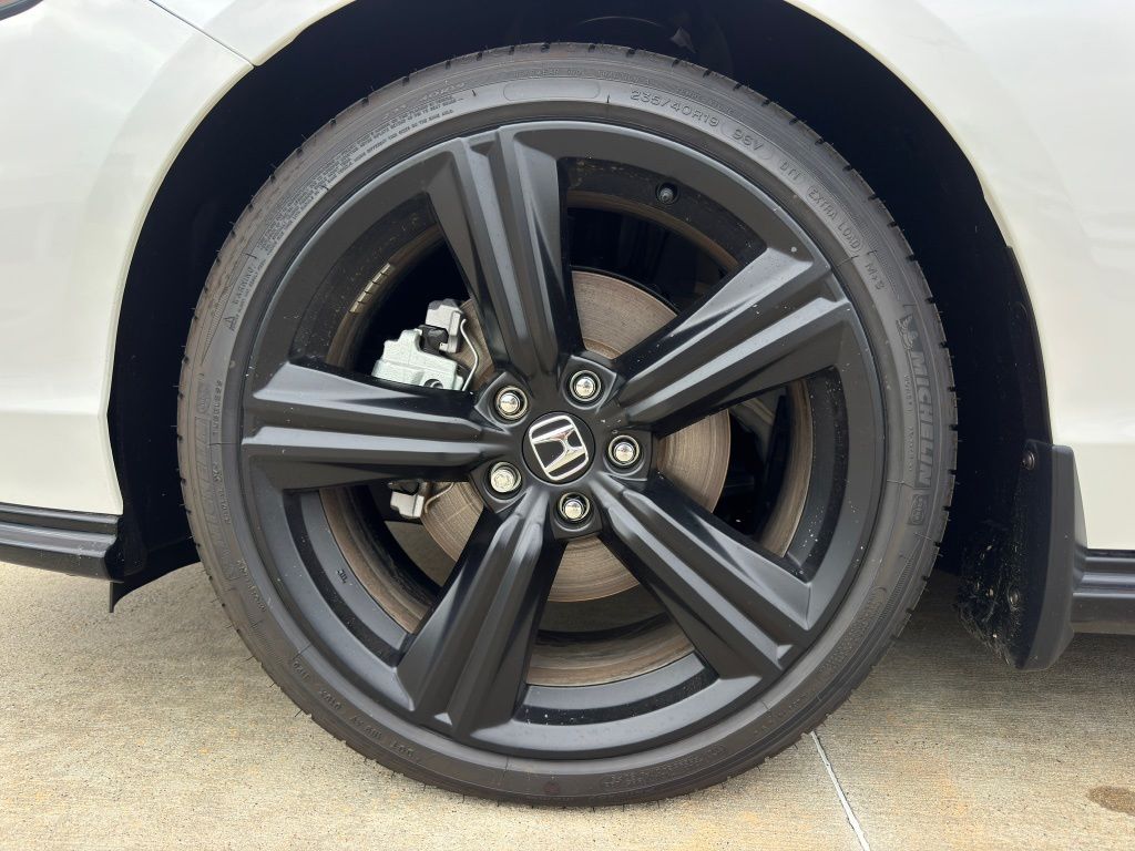 2026 Honda Accord Hybrid Sport-L  at Community Honda